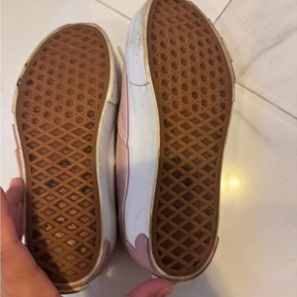 Vans Pink Sneakers Classic Low-Top Style - Picture 9 of 11